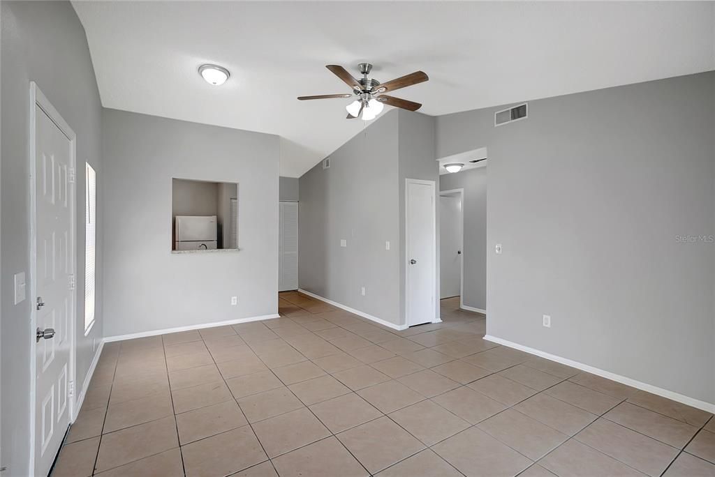 For Sale: $249,900 (2 beds, 2 baths, 900 Square Feet)