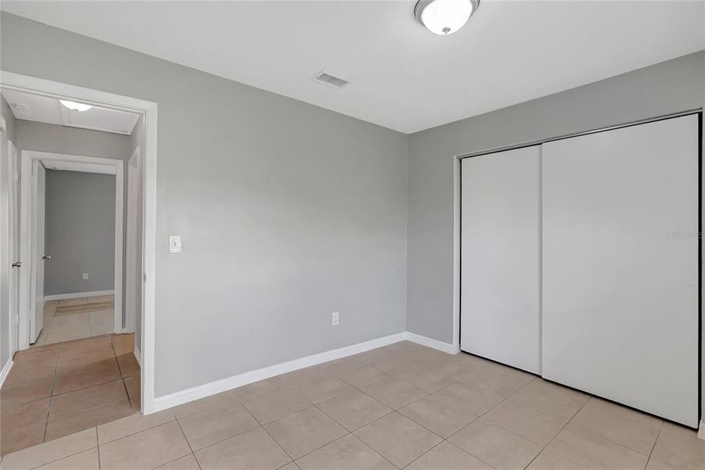 For Sale: $249,900 (2 beds, 2 baths, 900 Square Feet)