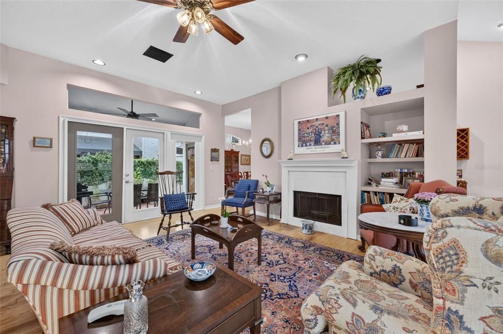 For Sale: $635,000 (3 beds, 2 baths, 2015 Square Feet)