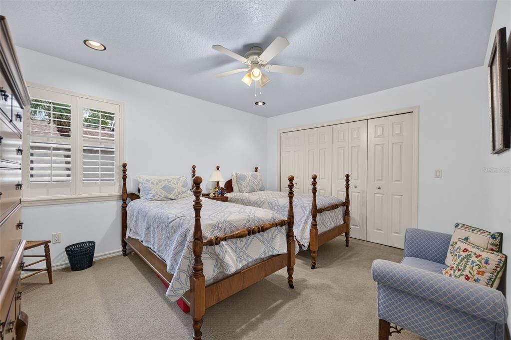 For Sale: $635,000 (3 beds, 2 baths, 2015 Square Feet)