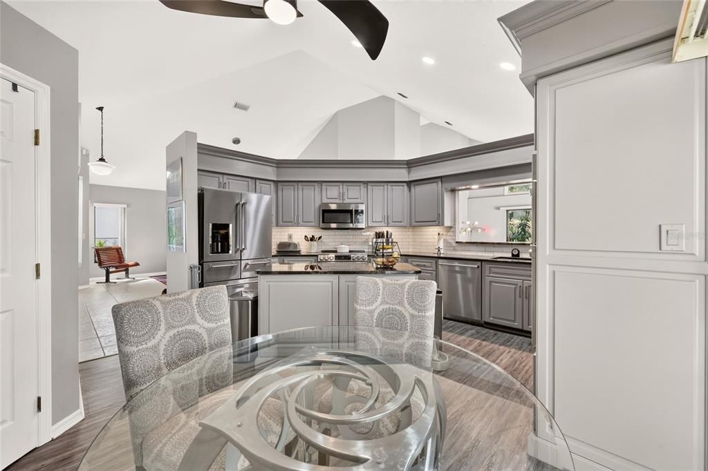 For Sale: $424,900 (3 beds, 2 baths, 2021 Square Feet)