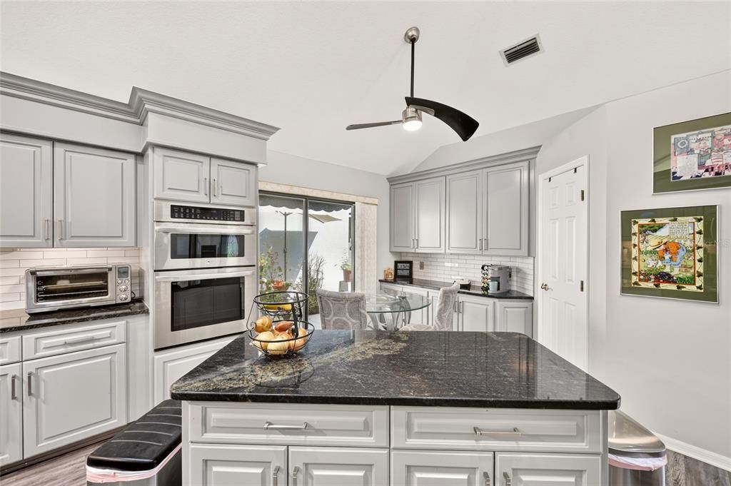 For Sale: $424,900 (3 beds, 2 baths, 2021 Square Feet)