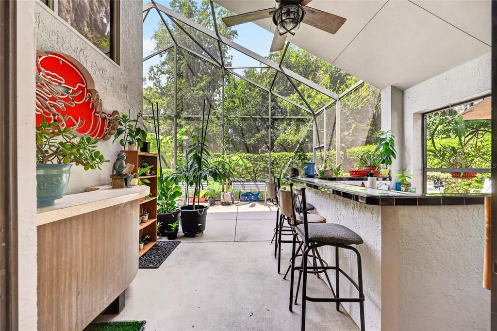 For Sale: $424,900 (3 beds, 2 baths, 2021 Square Feet)