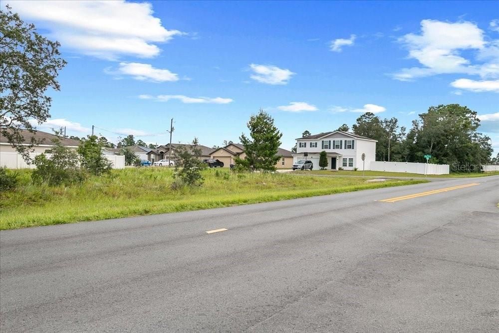 На продажу: $49,900 (0.17 acres)