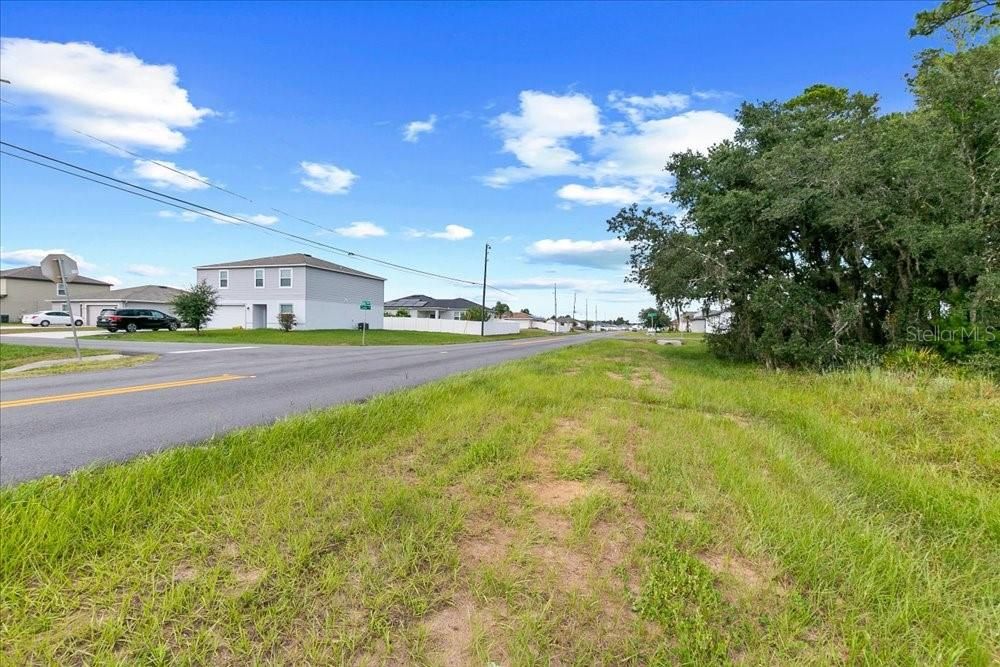 На продажу: $49,900 (0.17 acres)
