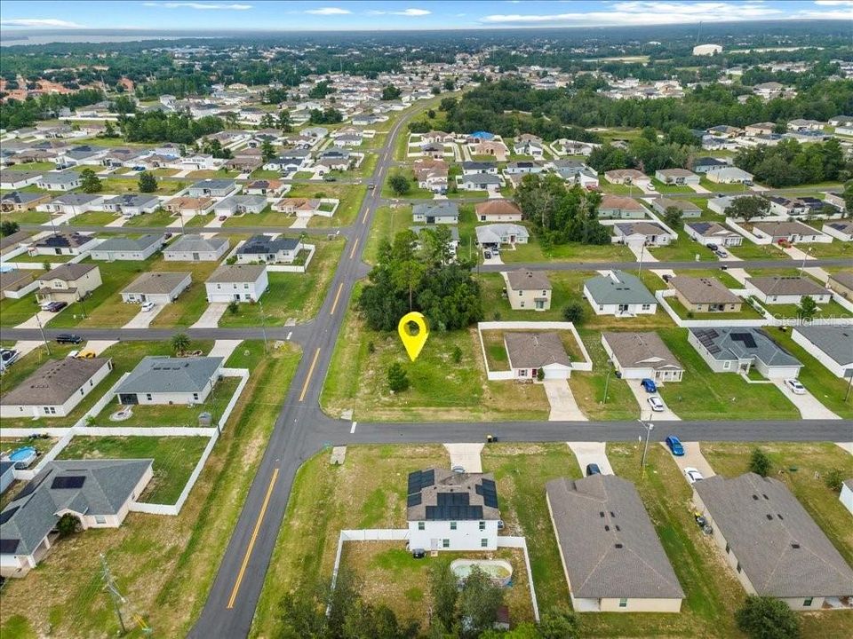 На продажу: $49,900 (0.17 acres)