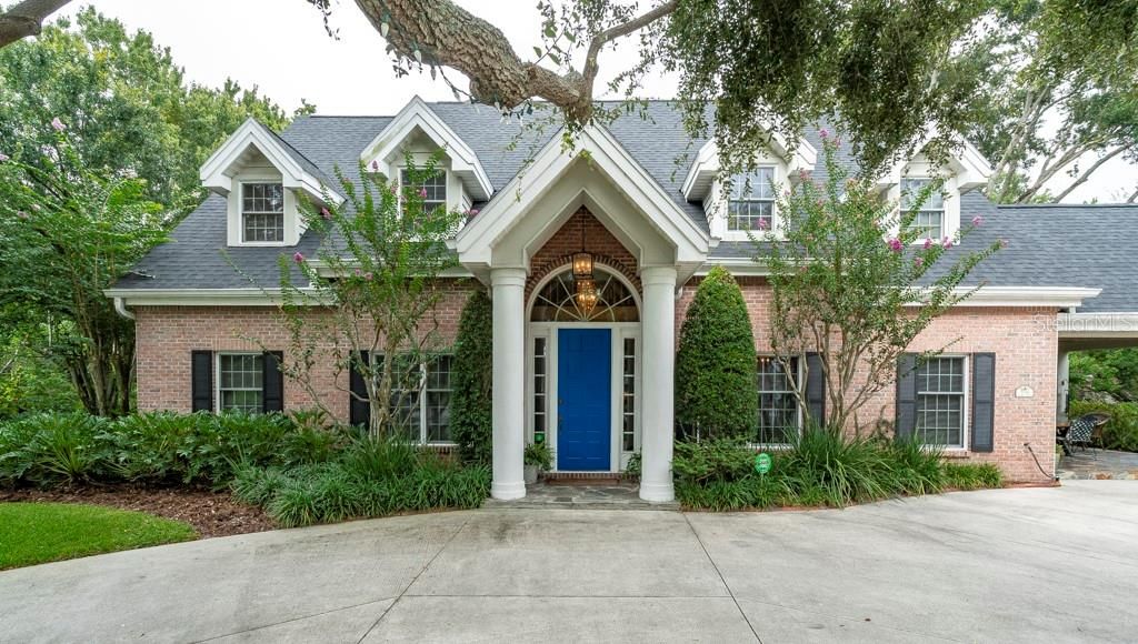 For Sale: $850,000 (4 beds, 2 baths, 3499 Square Feet)