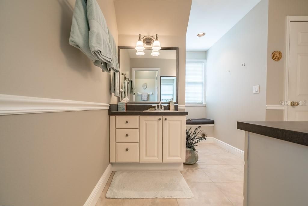 For Sale: $850,000 (4 beds, 2 baths, 3499 Square Feet)