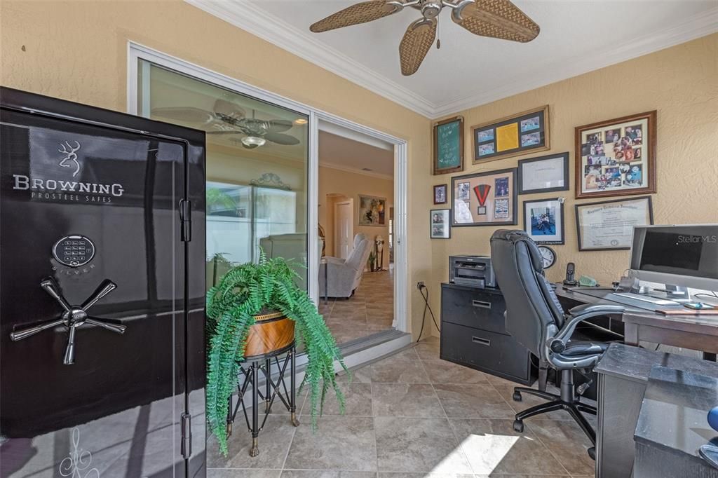 For Sale: $725,000 (3 beds, 2 baths, 1794 Square Feet)