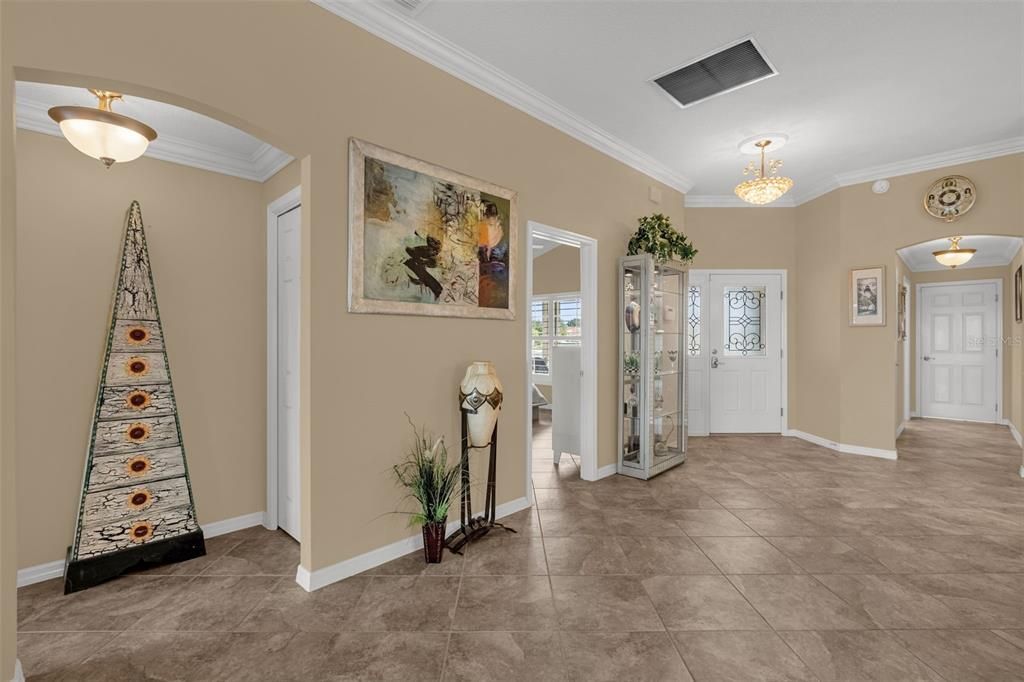 For Sale: $725,000 (3 beds, 2 baths, 1794 Square Feet)