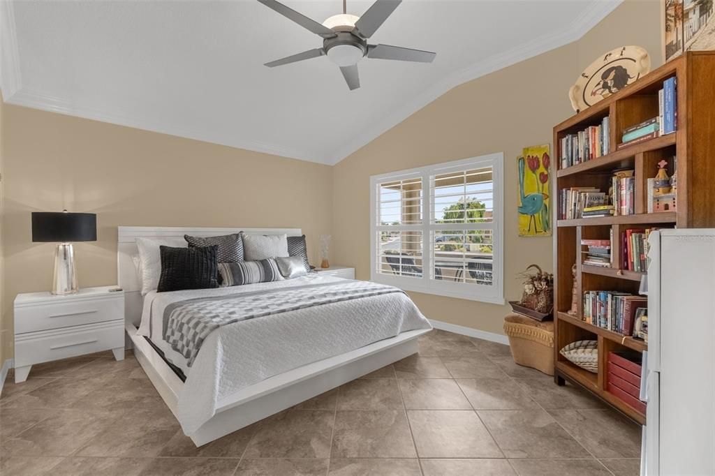 For Sale: $725,000 (3 beds, 2 baths, 1794 Square Feet)
