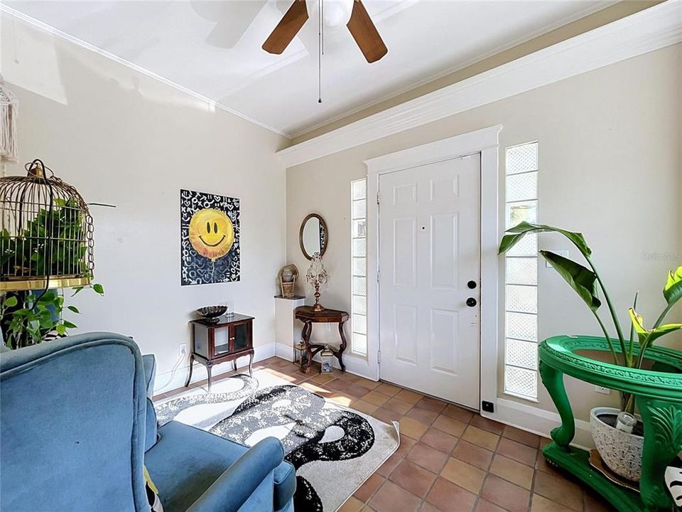 For Sale: $499,900 (3 beds, 2 baths, 2000 Square Feet)