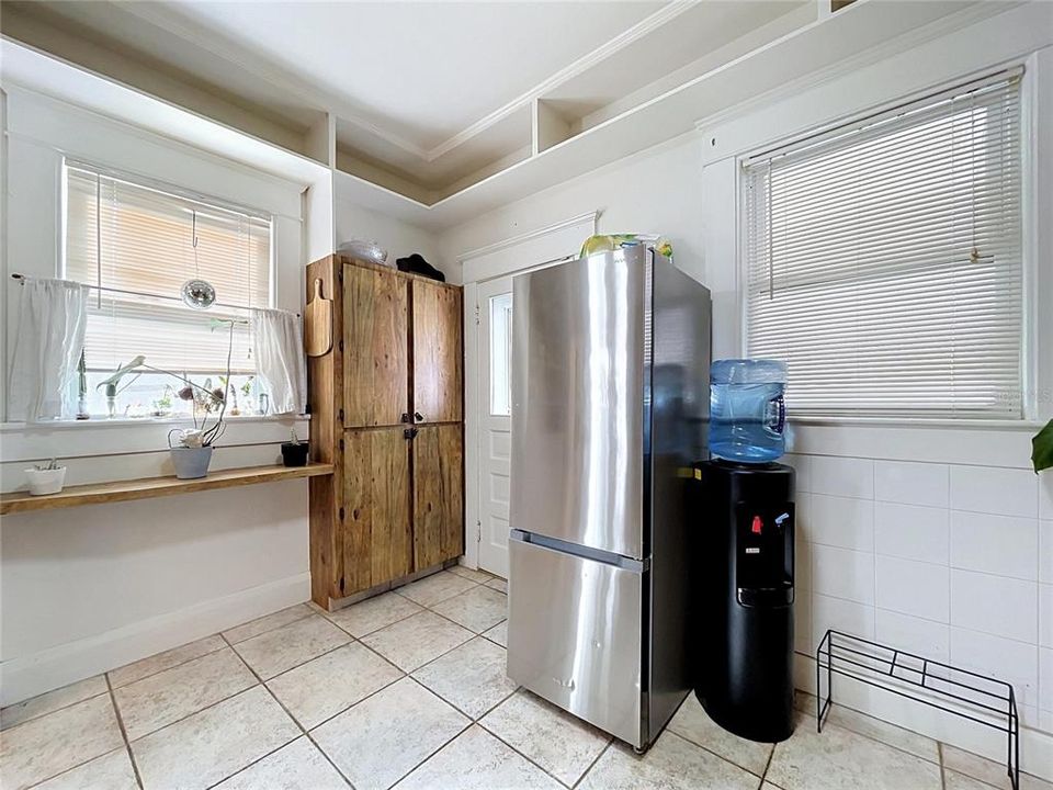 For Sale: $499,900 (3 beds, 2 baths, 2000 Square Feet)