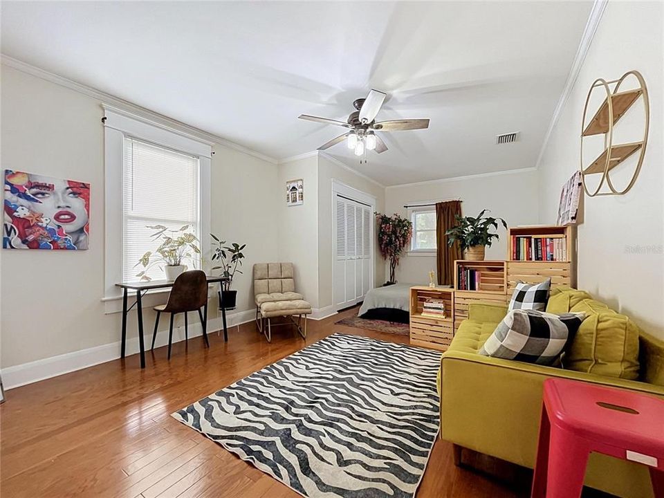 For Sale: $499,900 (3 beds, 2 baths, 2000 Square Feet)