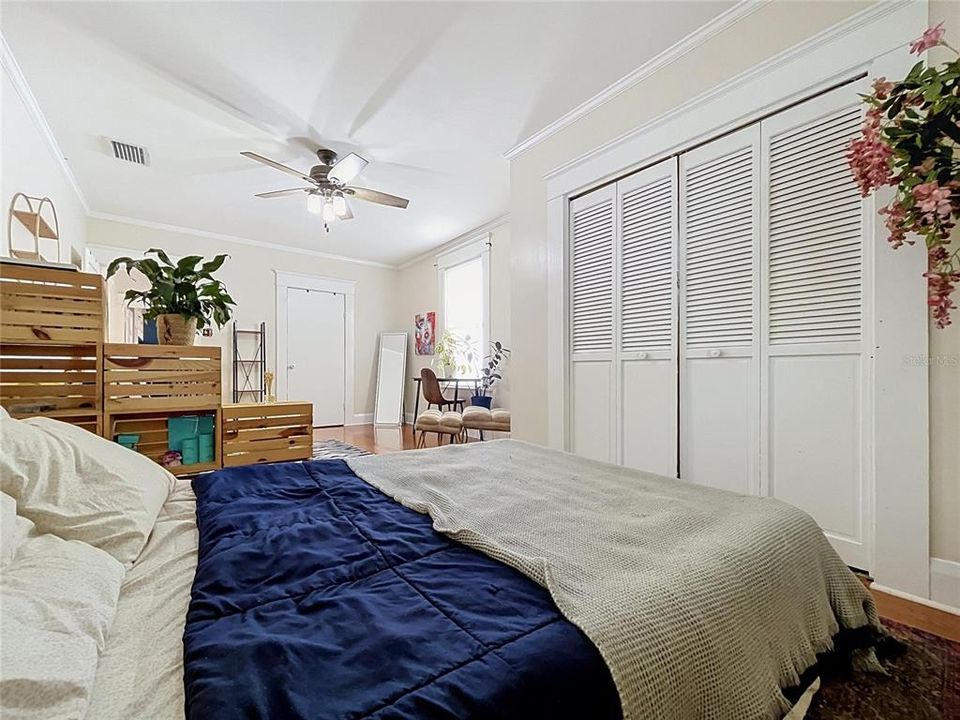 For Sale: $499,900 (3 beds, 2 baths, 2000 Square Feet)