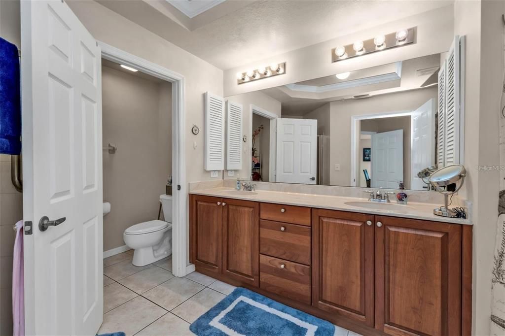 For Sale: $349,900 (3 beds, 2 baths, 1837 Square Feet)