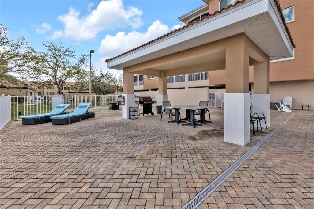 For Sale: $349,900 (3 beds, 2 baths, 1837 Square Feet)