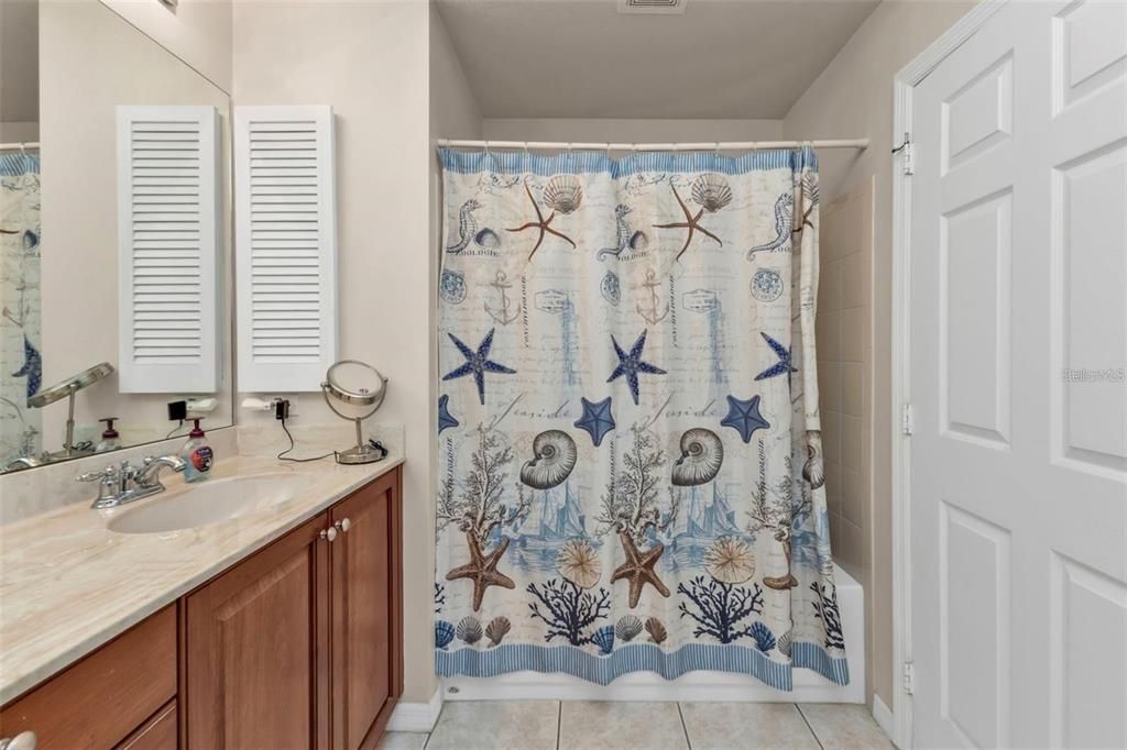 For Sale: $349,900 (3 beds, 2 baths, 1837 Square Feet)