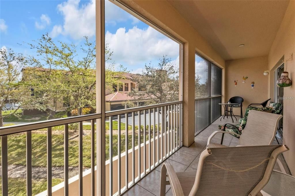 For Sale: $349,900 (3 beds, 2 baths, 1837 Square Feet)