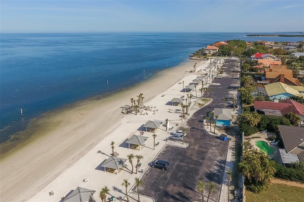 Active With Contract: $1,490,000 (4 beds, 3 baths, 3035 Square Feet)