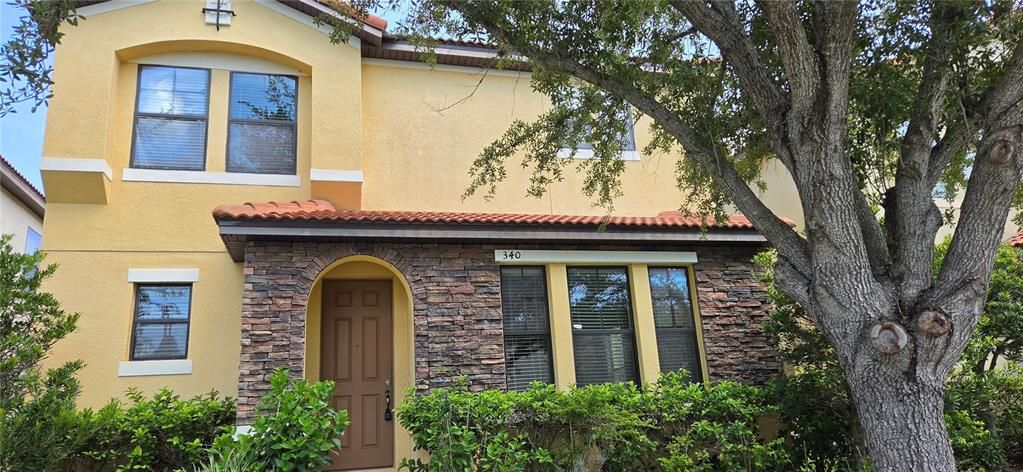 En Venta: $495,000 (4 camas, 2 baños, 2102 Pies cuadrados)