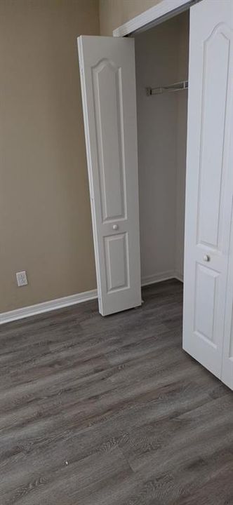 En Venta: $495,000 (4 camas, 2 baños, 2102 Pies cuadrados)