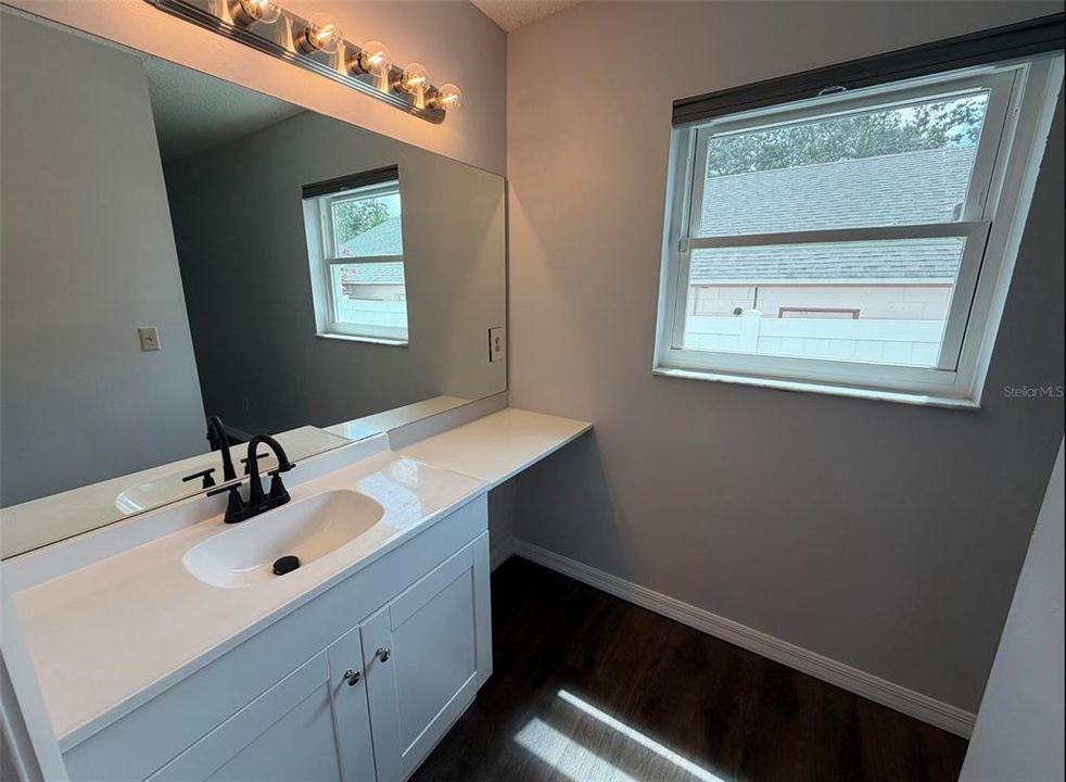 For Sale: $367,000 (3 beds, 2 baths, 1528 Square Feet)