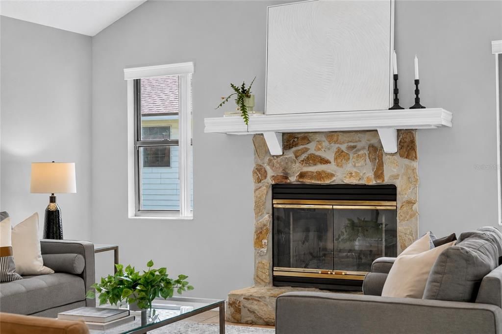Active With Contract: $309,000 (3 beds, 2 baths, 1659 Square Feet)