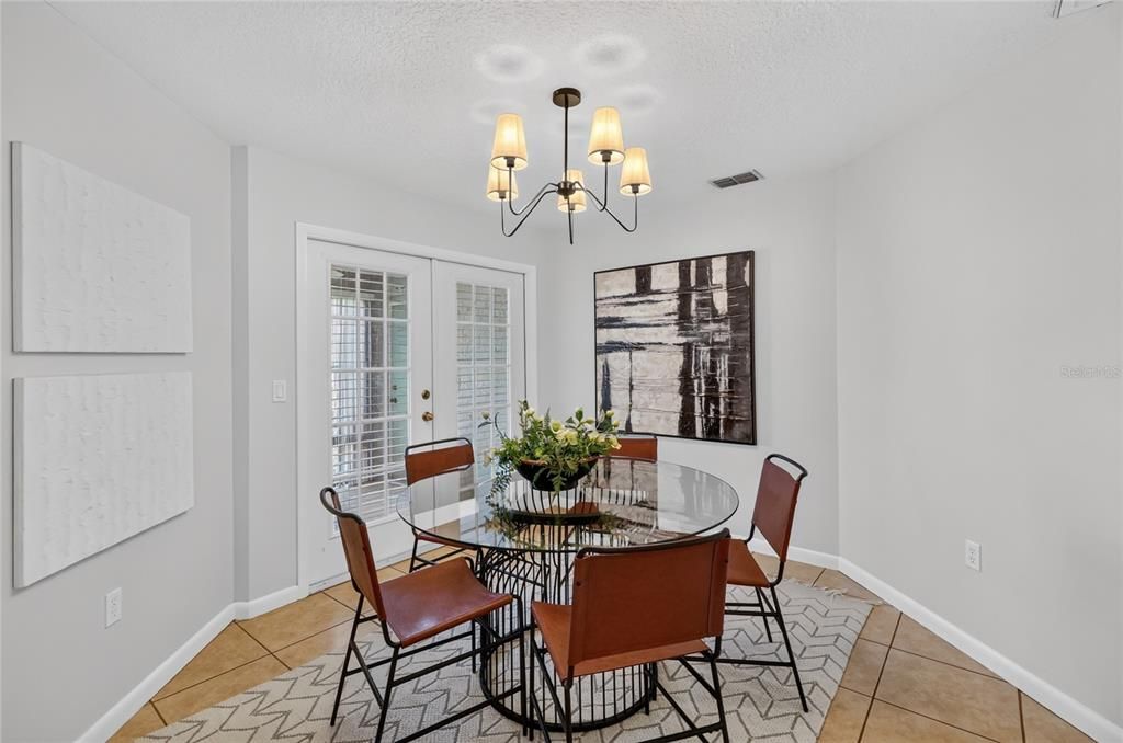 Active With Contract: $309,000 (3 beds, 2 baths, 1659 Square Feet)