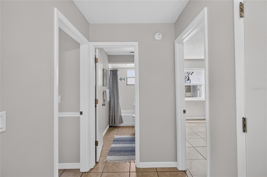 Active With Contract: $309,000 (3 beds, 2 baths, 1659 Square Feet)