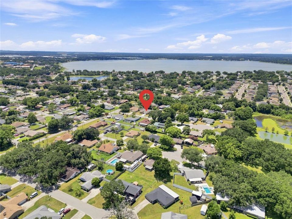 Active With Contract: $309,000 (3 beds, 2 baths, 1659 Square Feet)