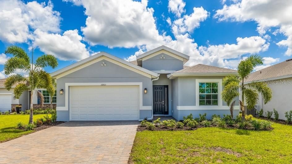 For Sale: $422,575 (3 beds, 2 baths, 2221 Square Feet)