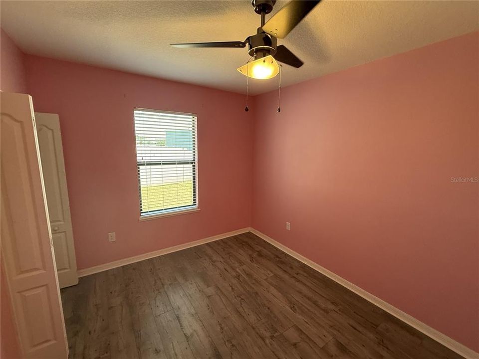 For Sale: $289,000 (4 beds, 2 baths, 1874 Square Feet)