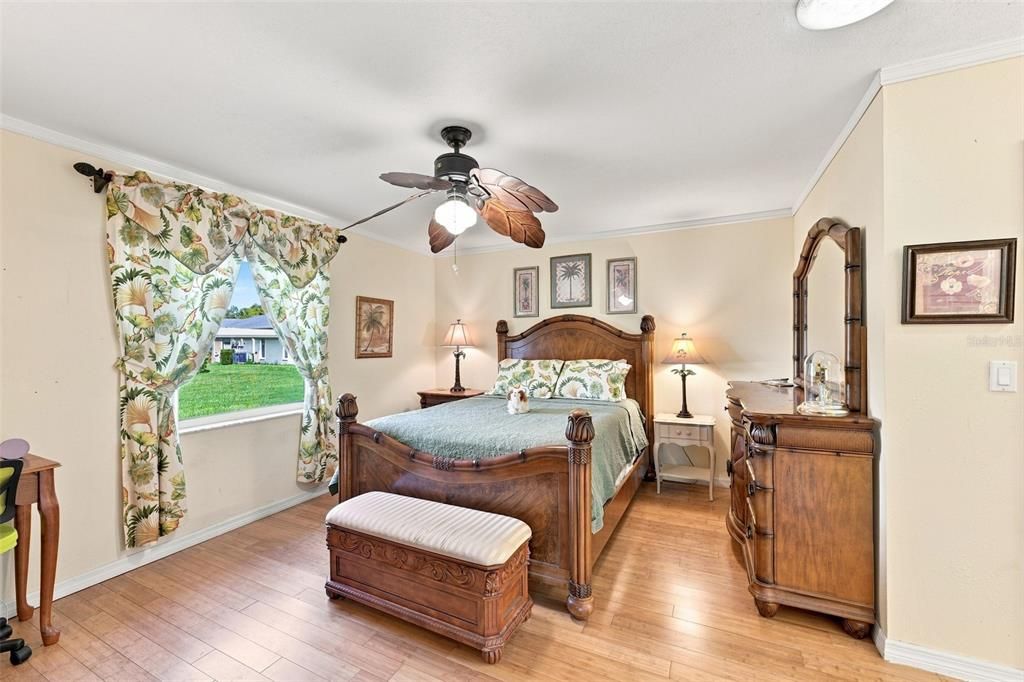 For Sale: $205,000 (2 beds, 2 baths, 1638 Square Feet)