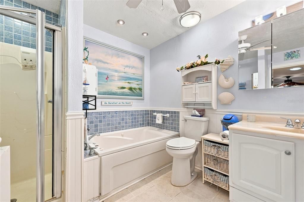 For Sale: $205,000 (2 beds, 2 baths, 1638 Square Feet)
