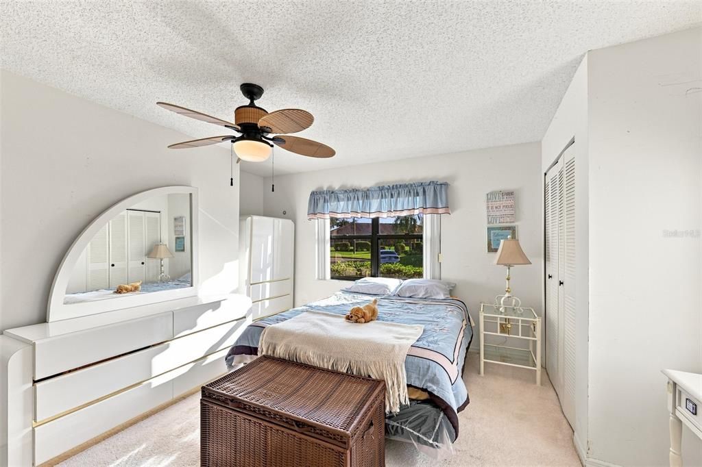 For Sale: $205,000 (2 beds, 2 baths, 1638 Square Feet)