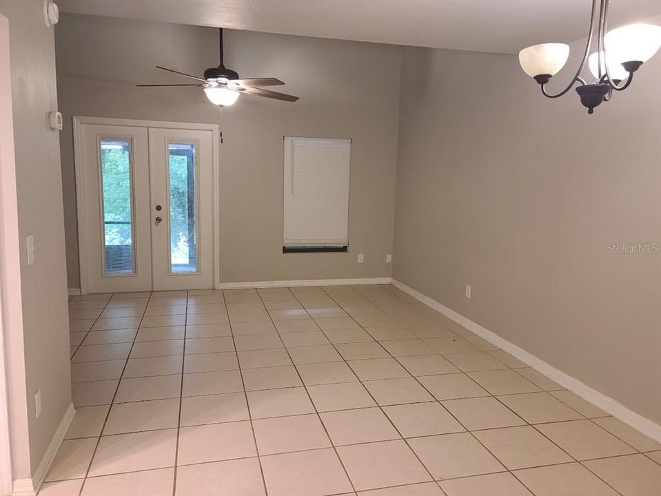 For Rent: $1,450 (2 beds, 2 baths, 1106 Square Feet)