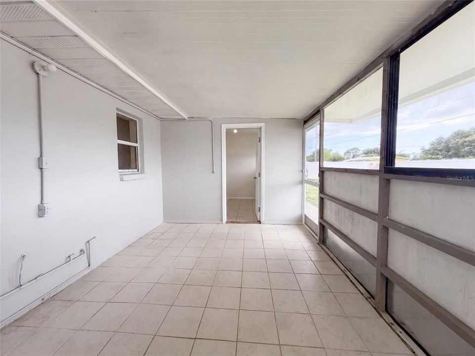 For Sale: $243,000 (3 beds, 2 baths, 1476 Square Feet)