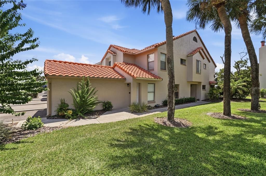 На продажу: $239,900 (3 спален, 2 ванн, 1180 Квадратных фут)