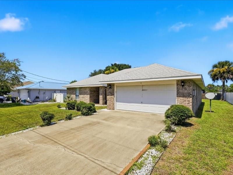 En Venta: $320,000 (4 camas, 3 baños, 2123 Pies cuadrados)
