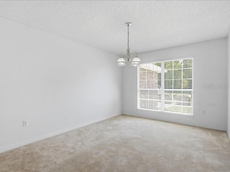 En Venta: $320,000 (4 camas, 3 baños, 2123 Pies cuadrados)
