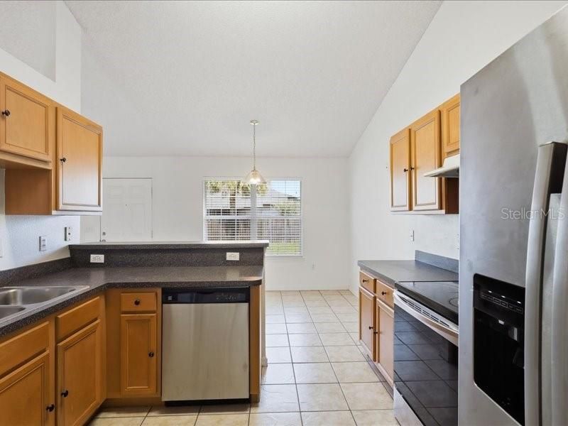 En Venta: $320,000 (4 camas, 3 baños, 2123 Pies cuadrados)