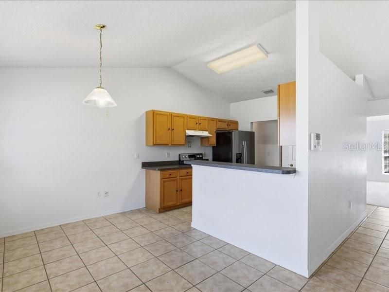 En Venta: $320,000 (4 camas, 3 baños, 2123 Pies cuadrados)