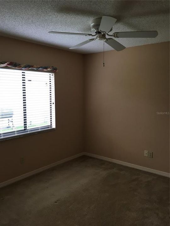 En Venta: $424,900 (4 camas, 2 baños, 2065 Pies cuadrados)