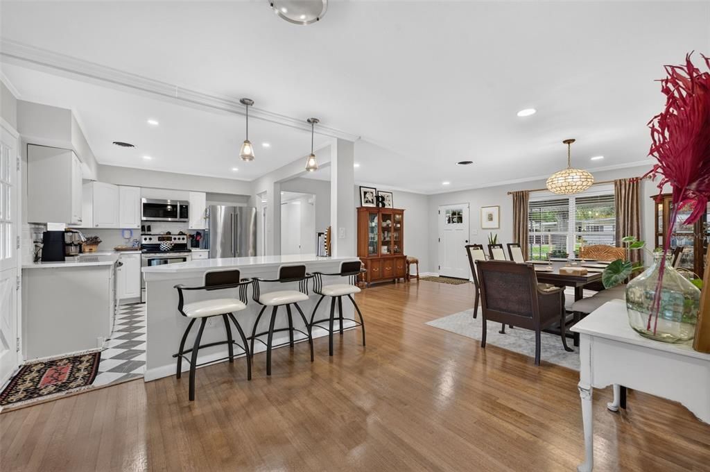 For Sale: $799,000 (3 beds, 2 baths, 1958 Square Feet)