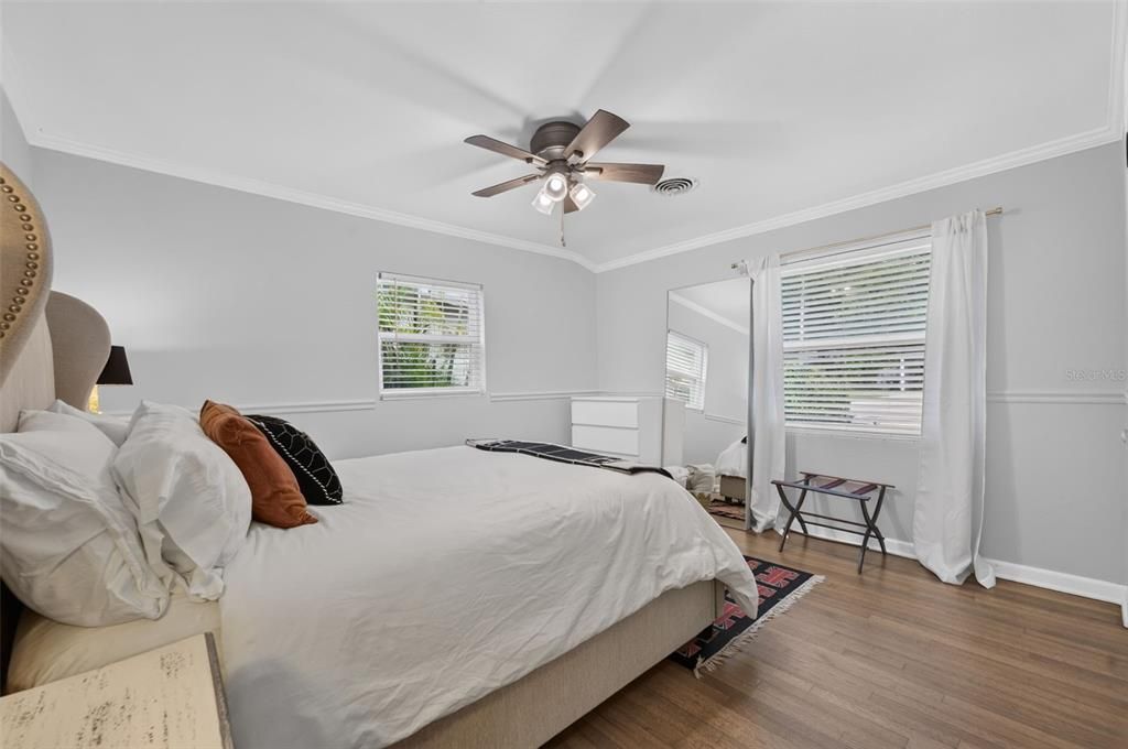 For Sale: $799,000 (3 beds, 2 baths, 1958 Square Feet)