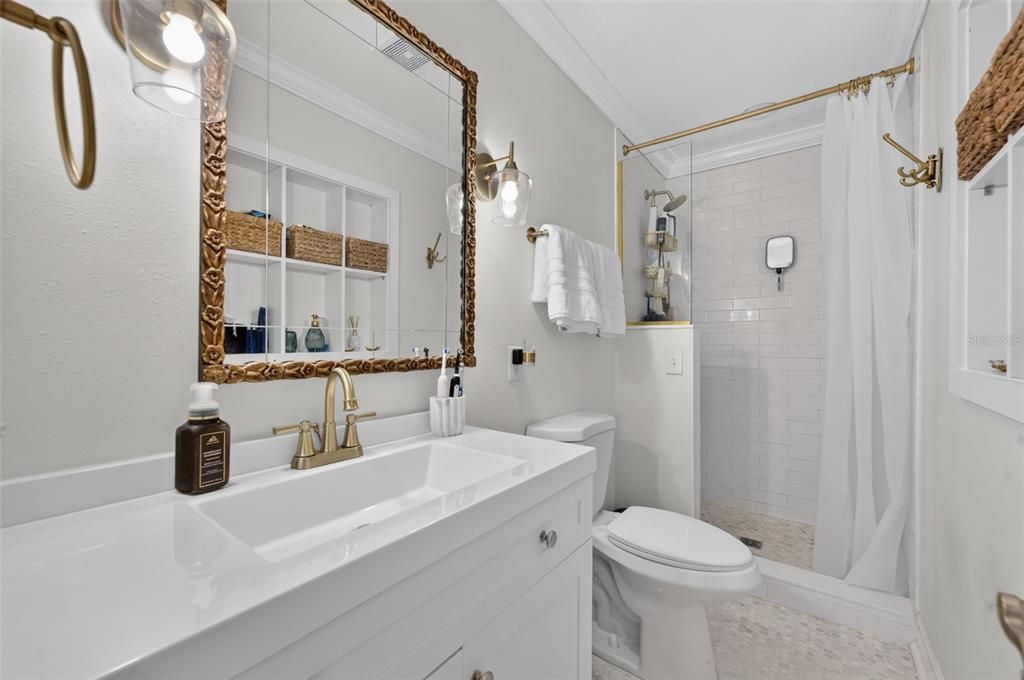 For Sale: $799,000 (3 beds, 2 baths, 1958 Square Feet)