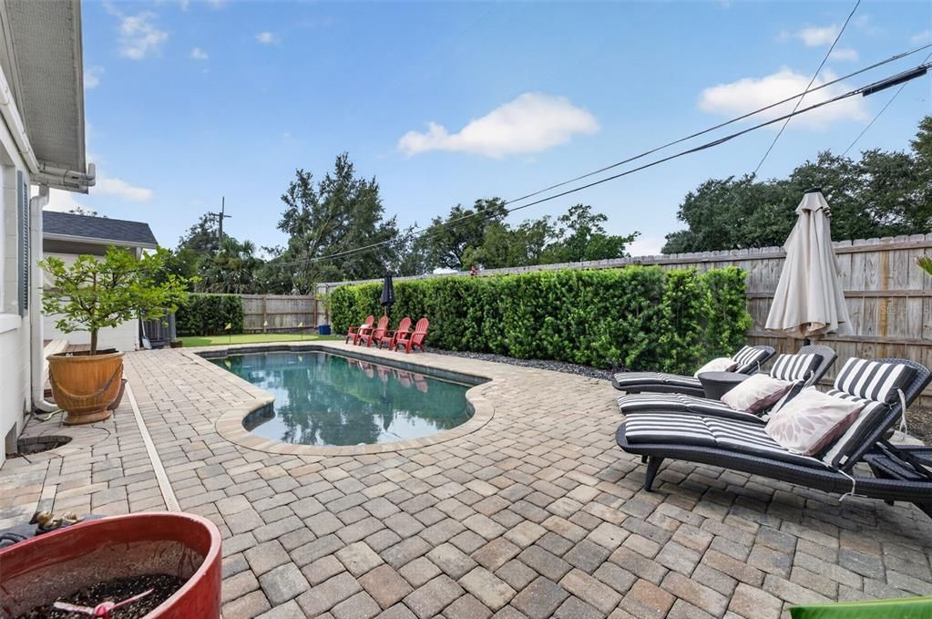 For Sale: $799,000 (3 beds, 2 baths, 1958 Square Feet)