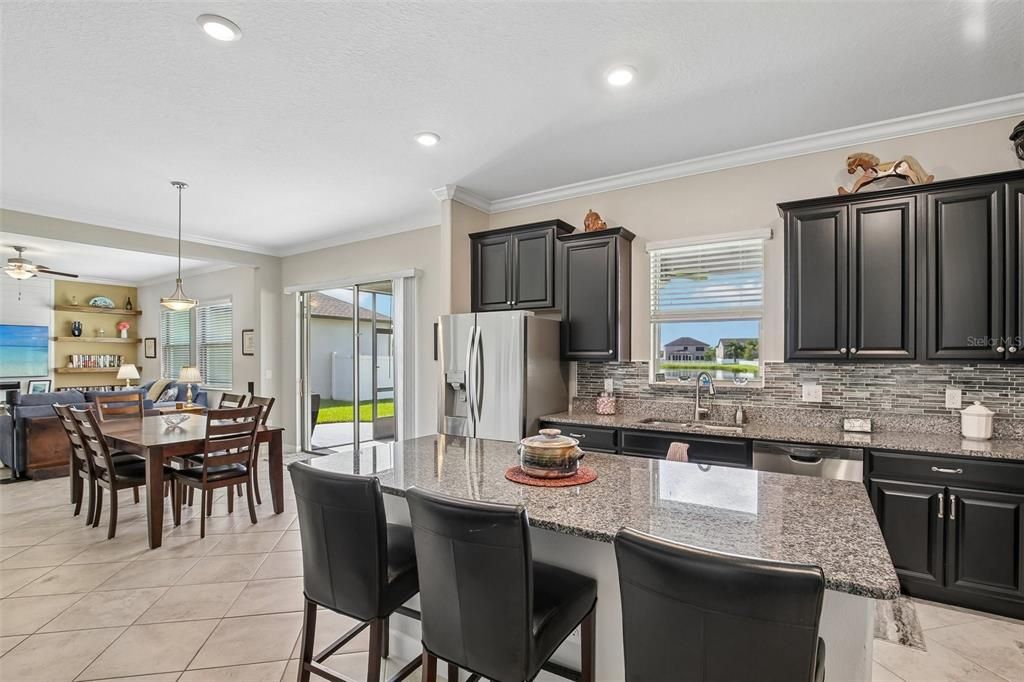 For Sale: $535,000 (5 beds, 3 baths, 3104 Square Feet)