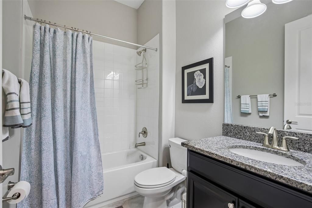 For Sale: $535,000 (5 beds, 3 baths, 3104 Square Feet)